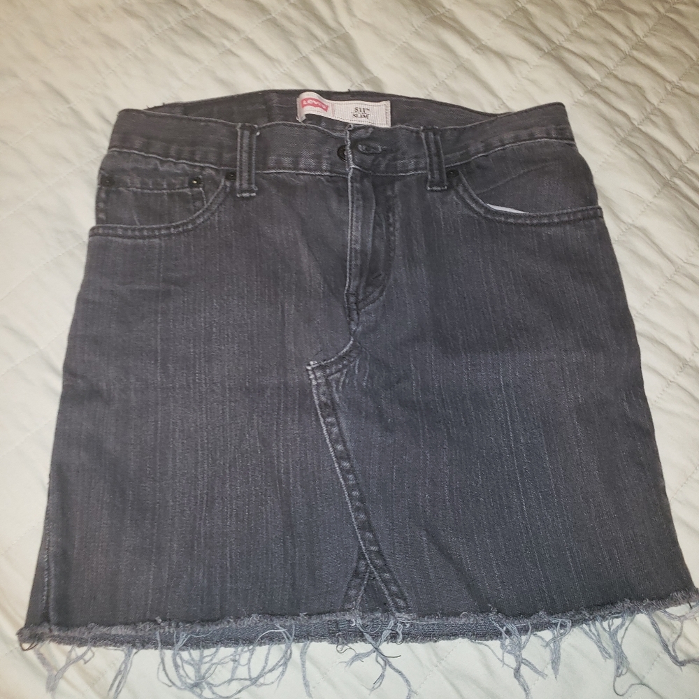 Levi's skirt